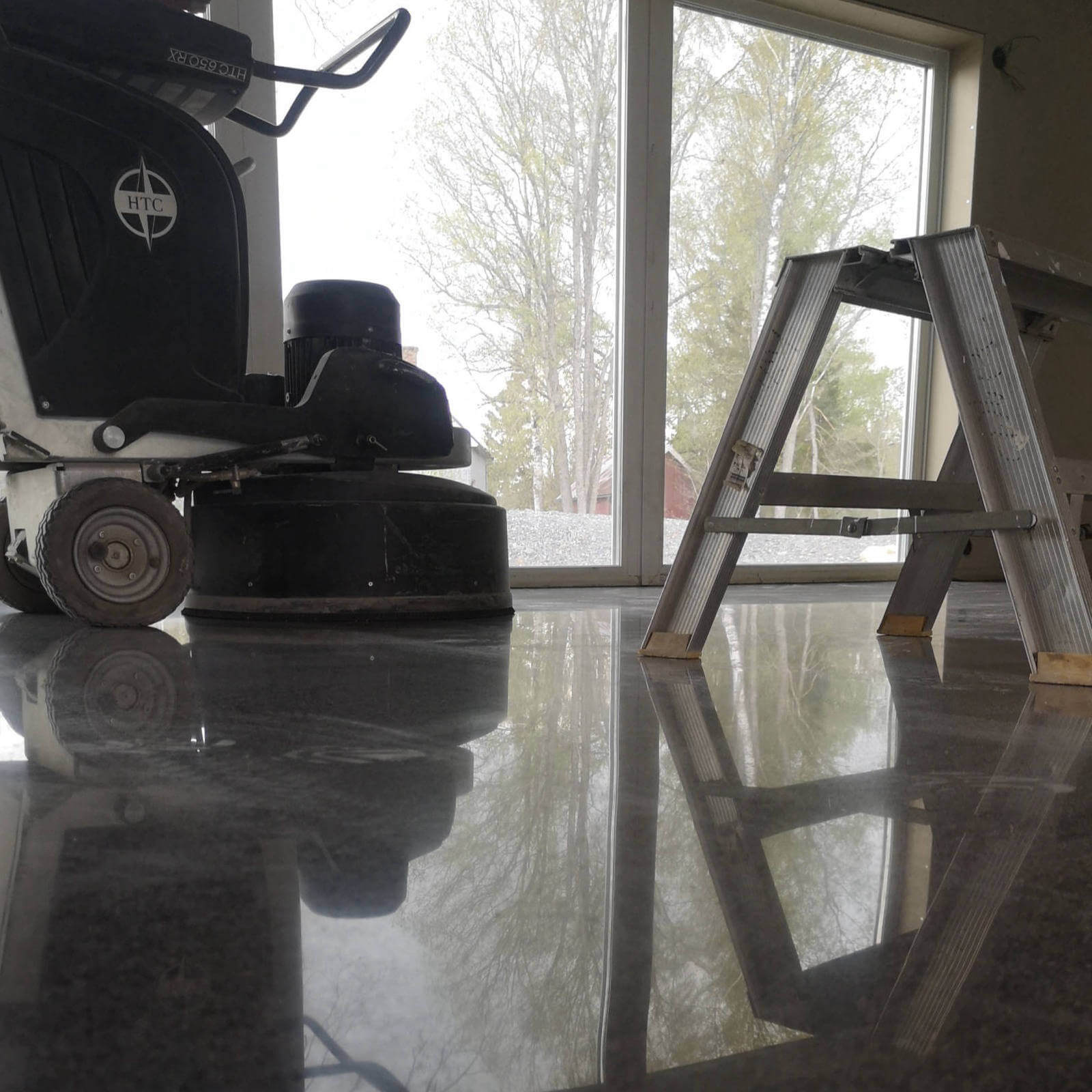 Slipning och polering av betonggolv